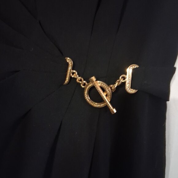 Calvin Klein - Picture 3 of 4